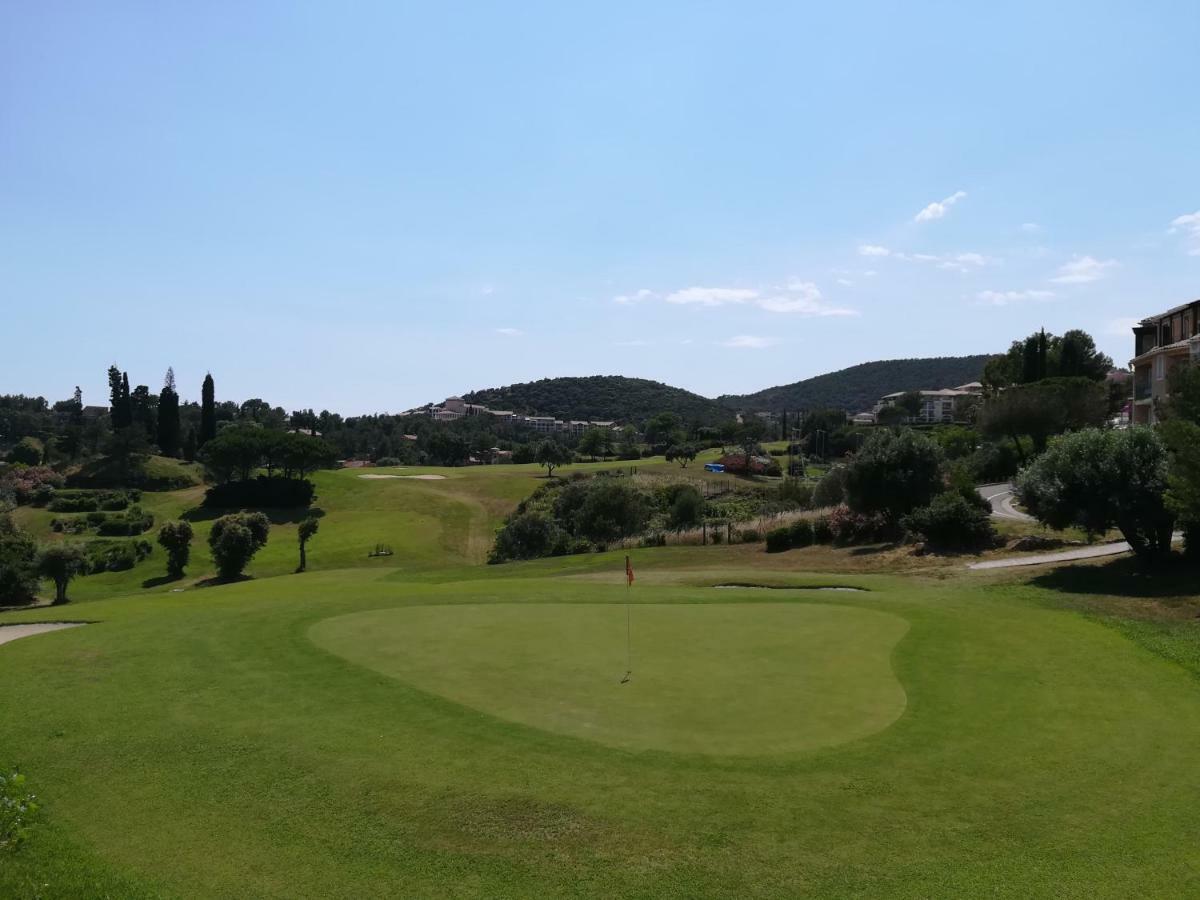 Cap Esterel Appartement Climatise Dans Le Centre Du Village Vacances Drammont Exterior foto