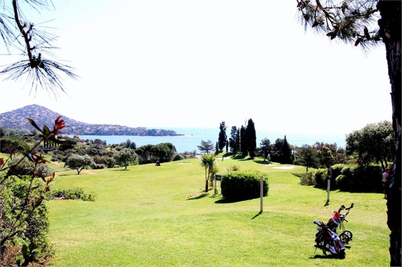 Cap Esterel Appartement Climatise Dans Le Centre Du Village Vacances Drammont Exterior foto